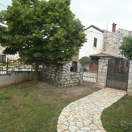 Casa Claudio Umago
